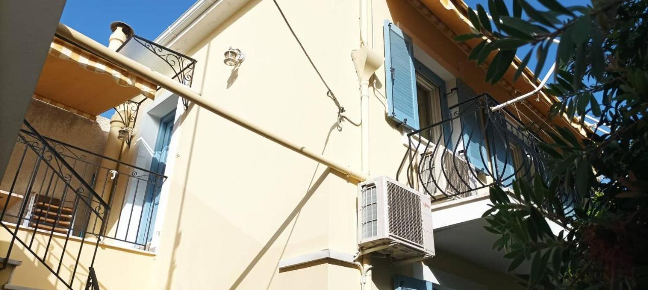 Lourantos Bayside Apartments Vathy  Exterior foto